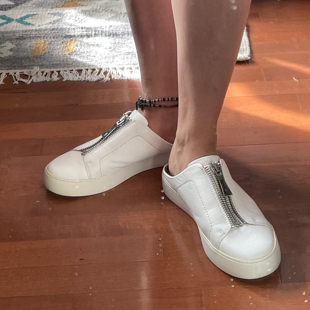 FRYE slip on 8.5